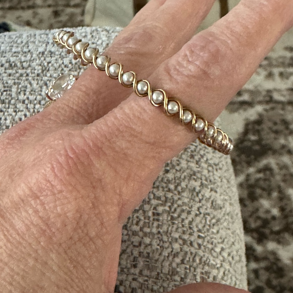 Ronaldo Revive Pearl Elegant Gold and Pearl Bracelet
